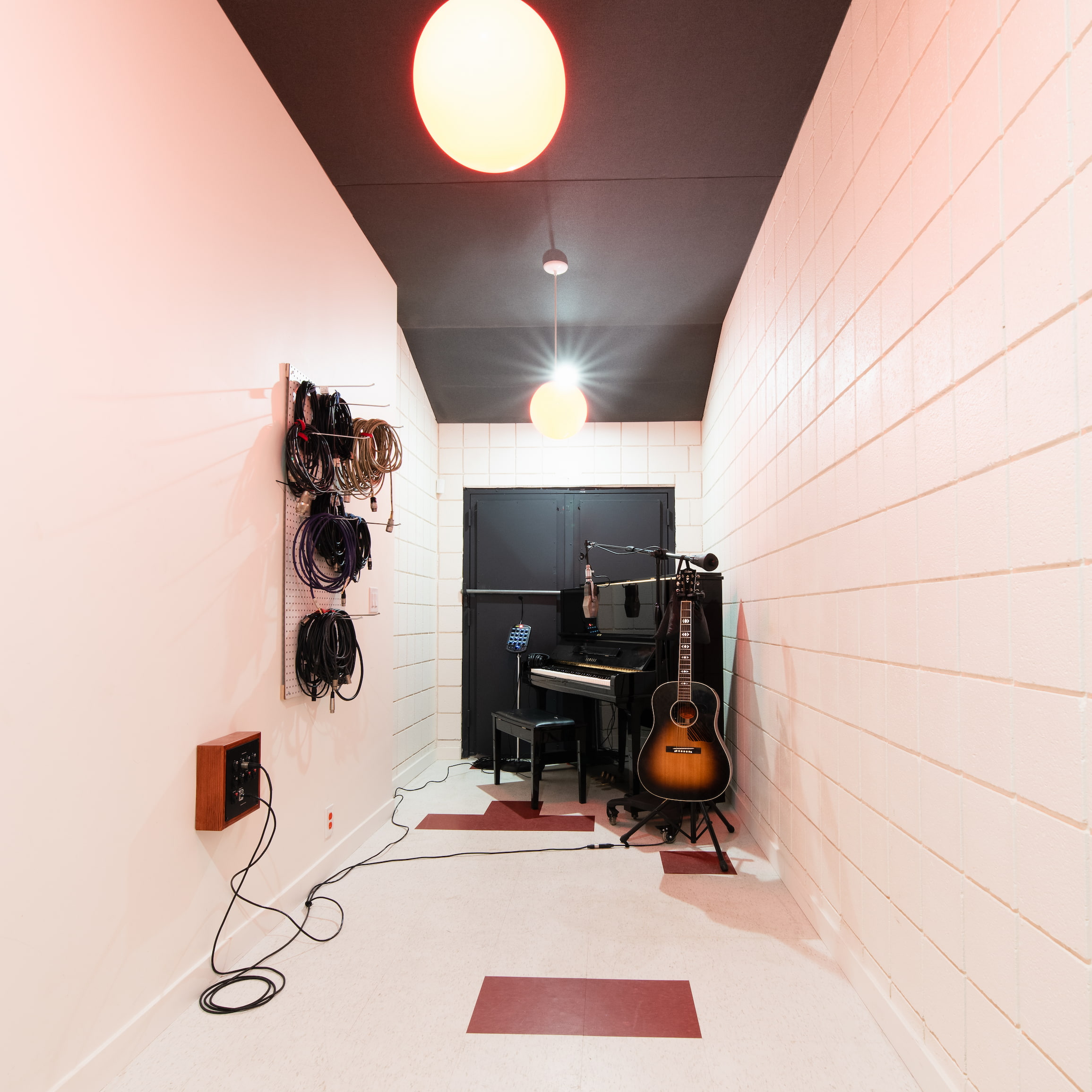 Iso Hall